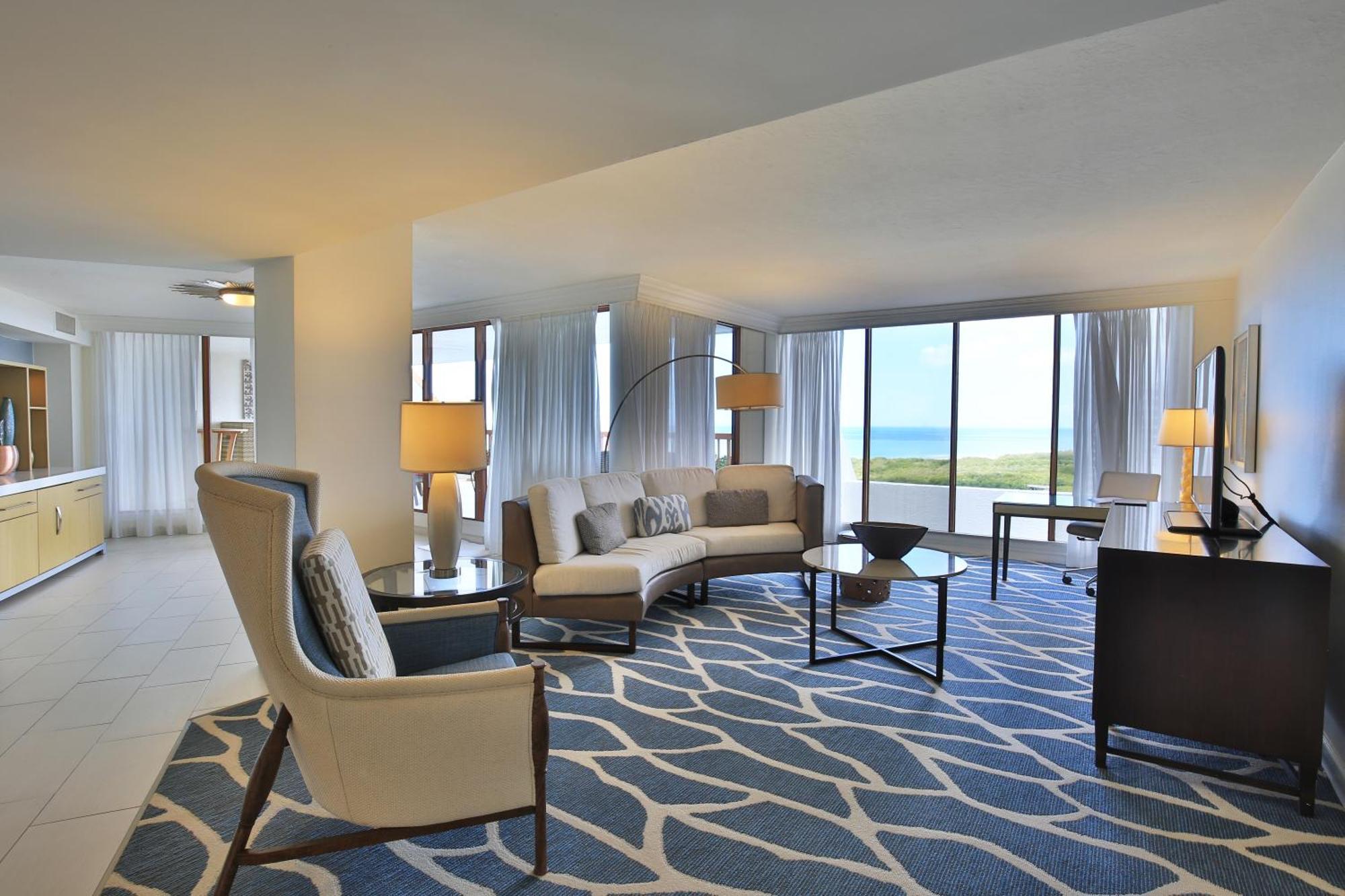 Resort Naples Grande 4*