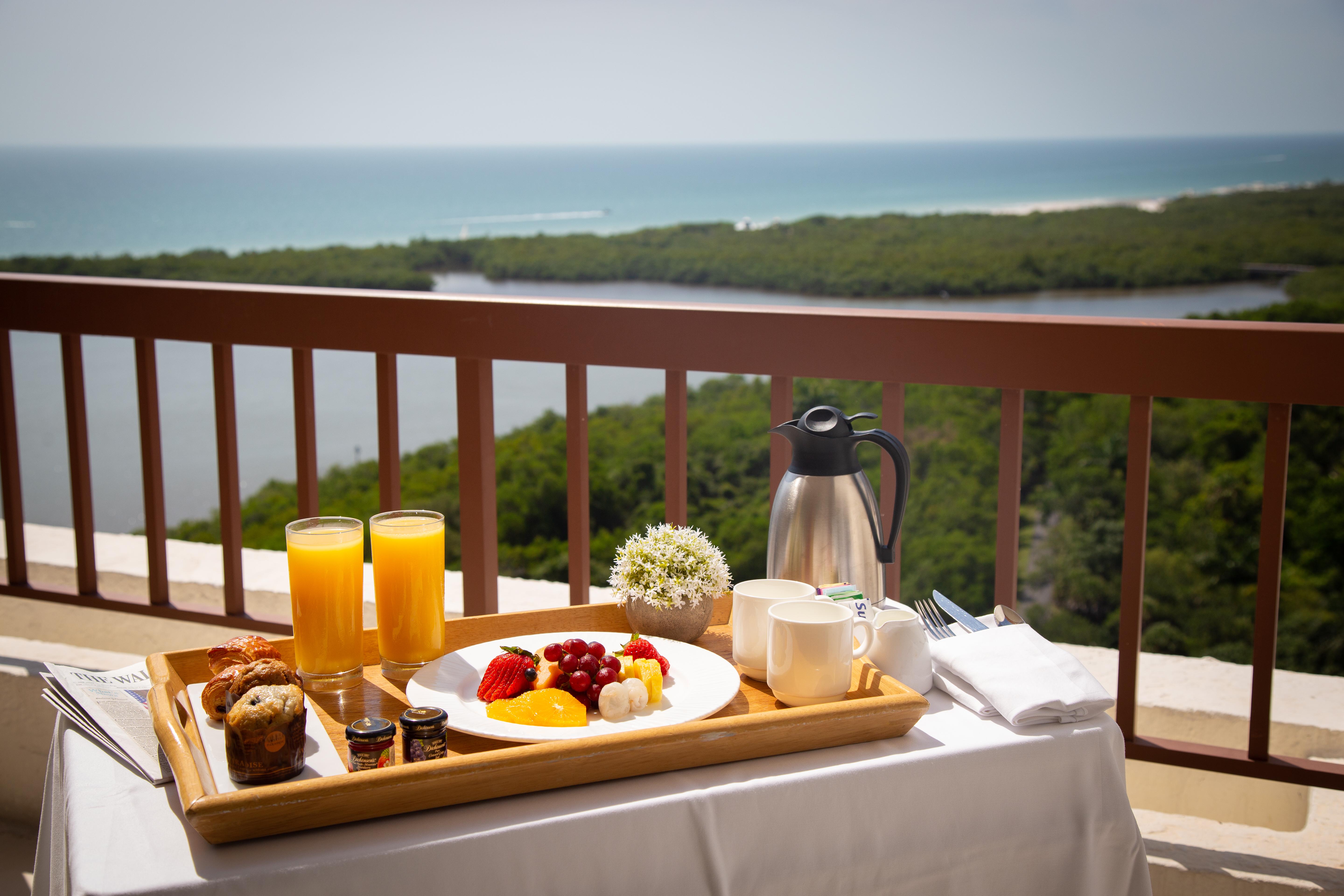 Resort Naples Grande 4*