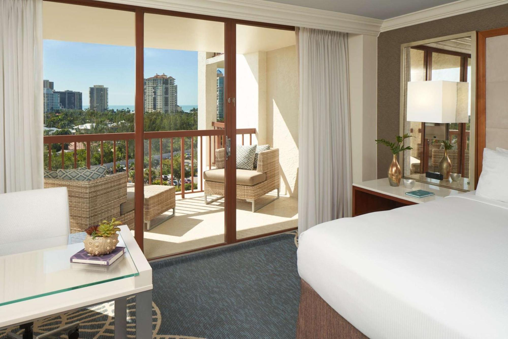 Naples Grande 4*