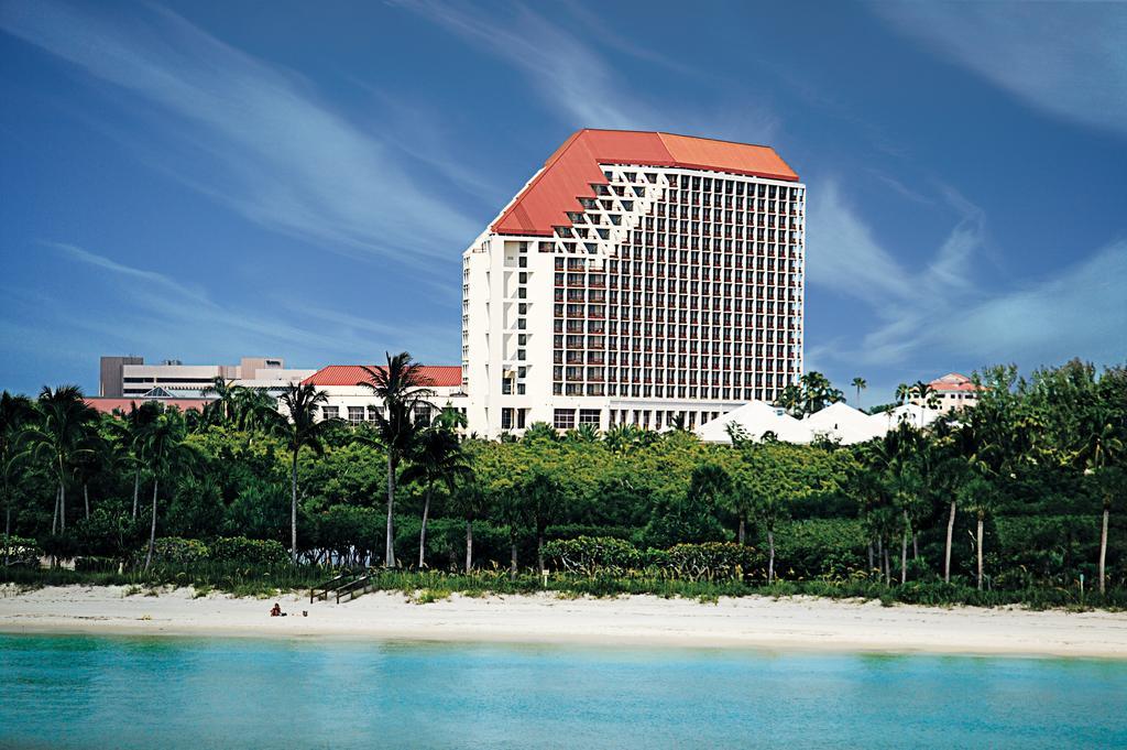 Naples Grande