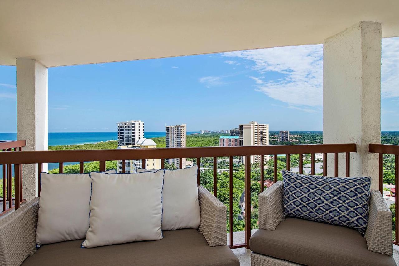 Resort Naples Grande Pine Ridge
